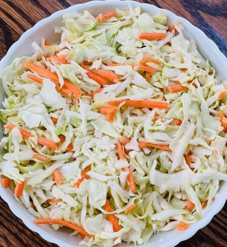 Delicious Irish-Style Coleslaw Recipe – Creamy, Tangy & Perfectly Simple