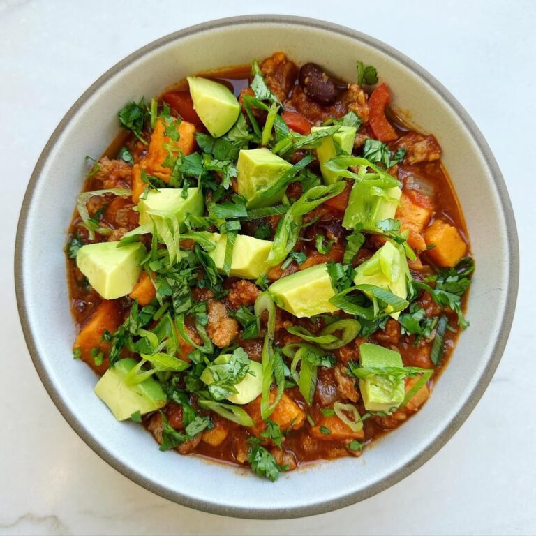Turkey Sweet Potato Chili – Hearty, Healthy & Full of Flavor!