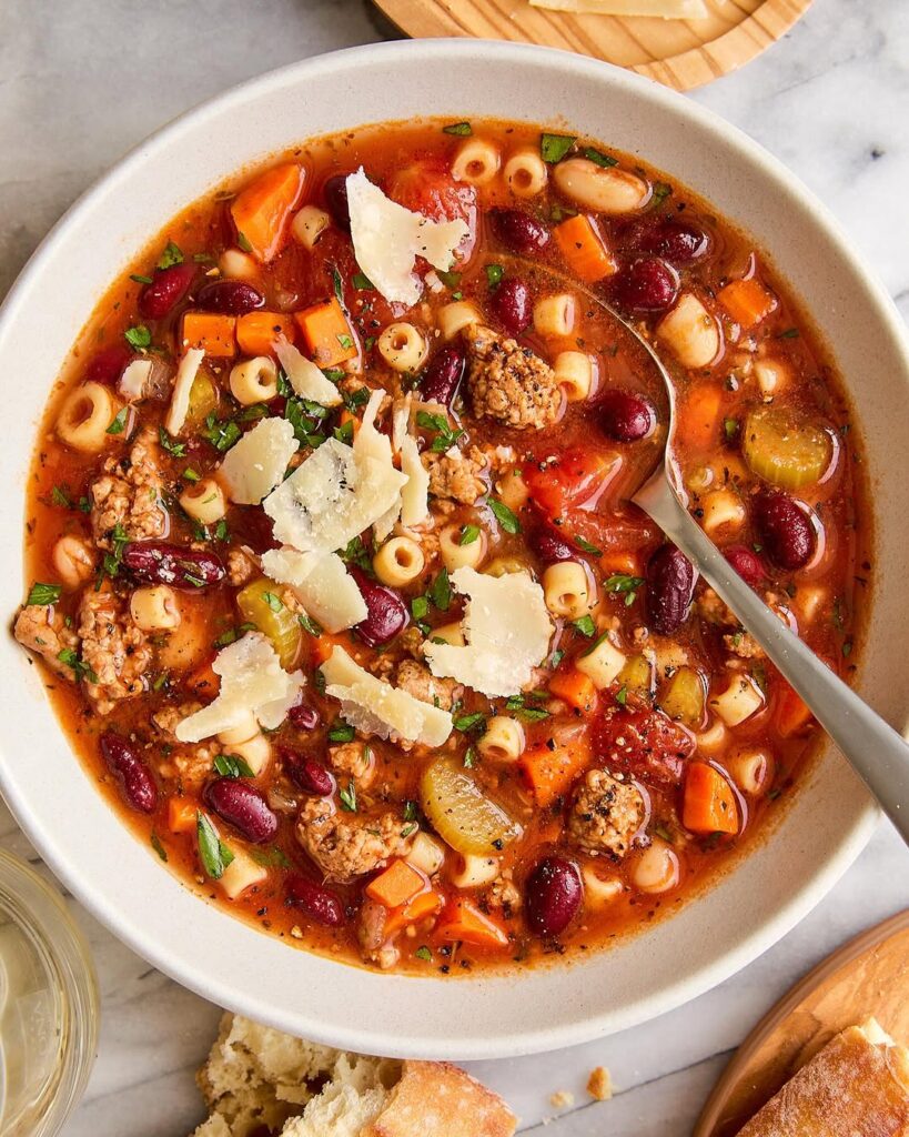 Delicious Olive Garden Pasta e Fagioli Recipe in 30 Minutes!
