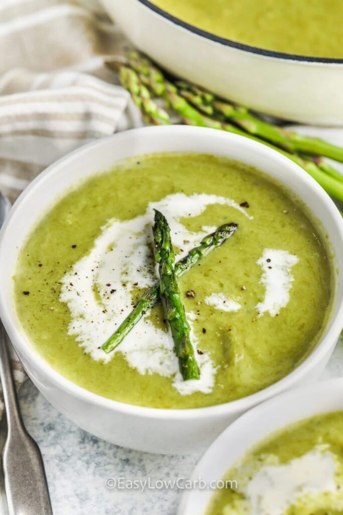 Creamy Asparagus Soup Recipe: Healthy & Delicious!