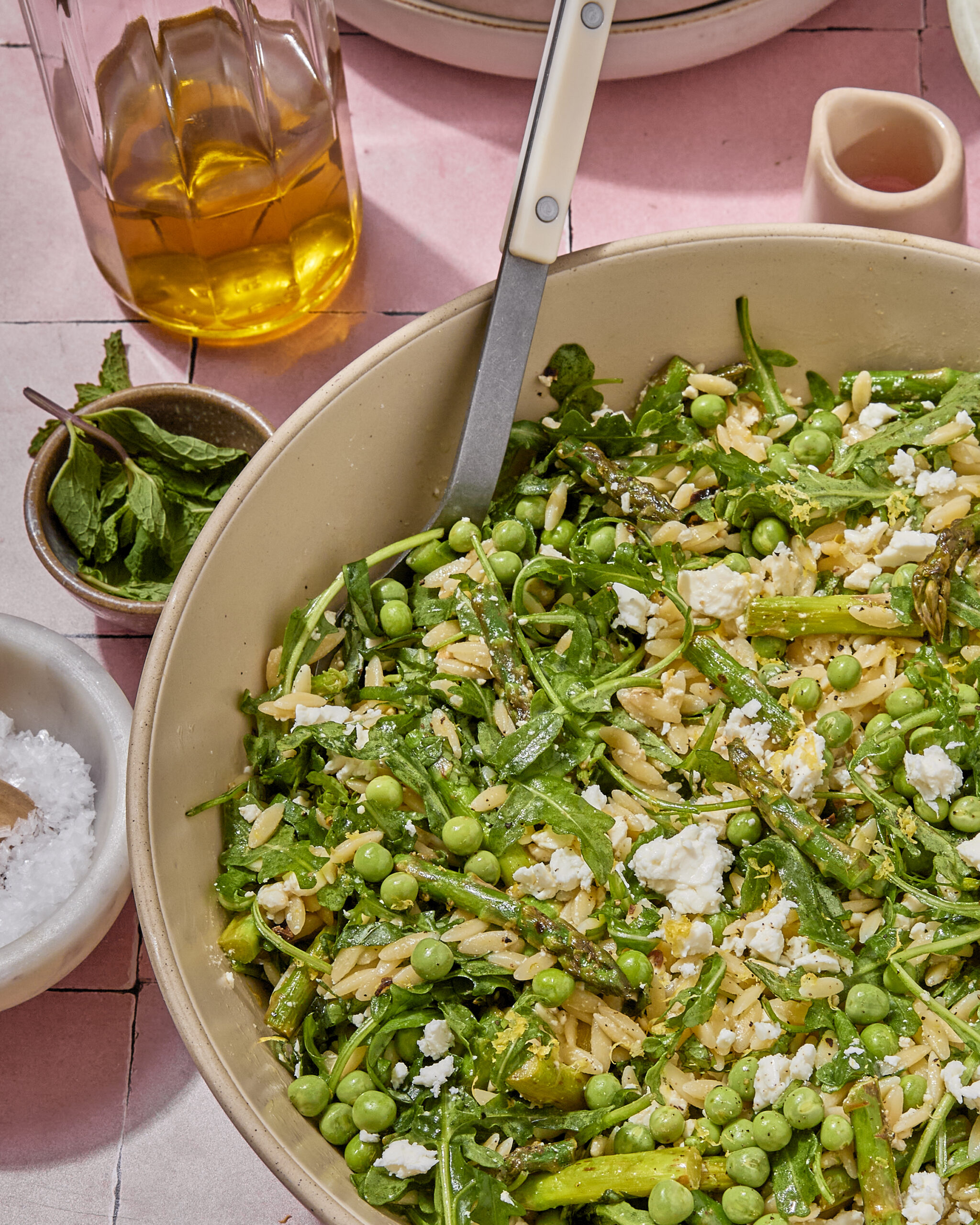 Flavorful Spring Orzo Pasta Salad with Crispy Shallots – Light, Zesty & Totally Addictive