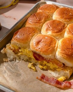 Easy and Delicious Breakfast Sliders Recipe