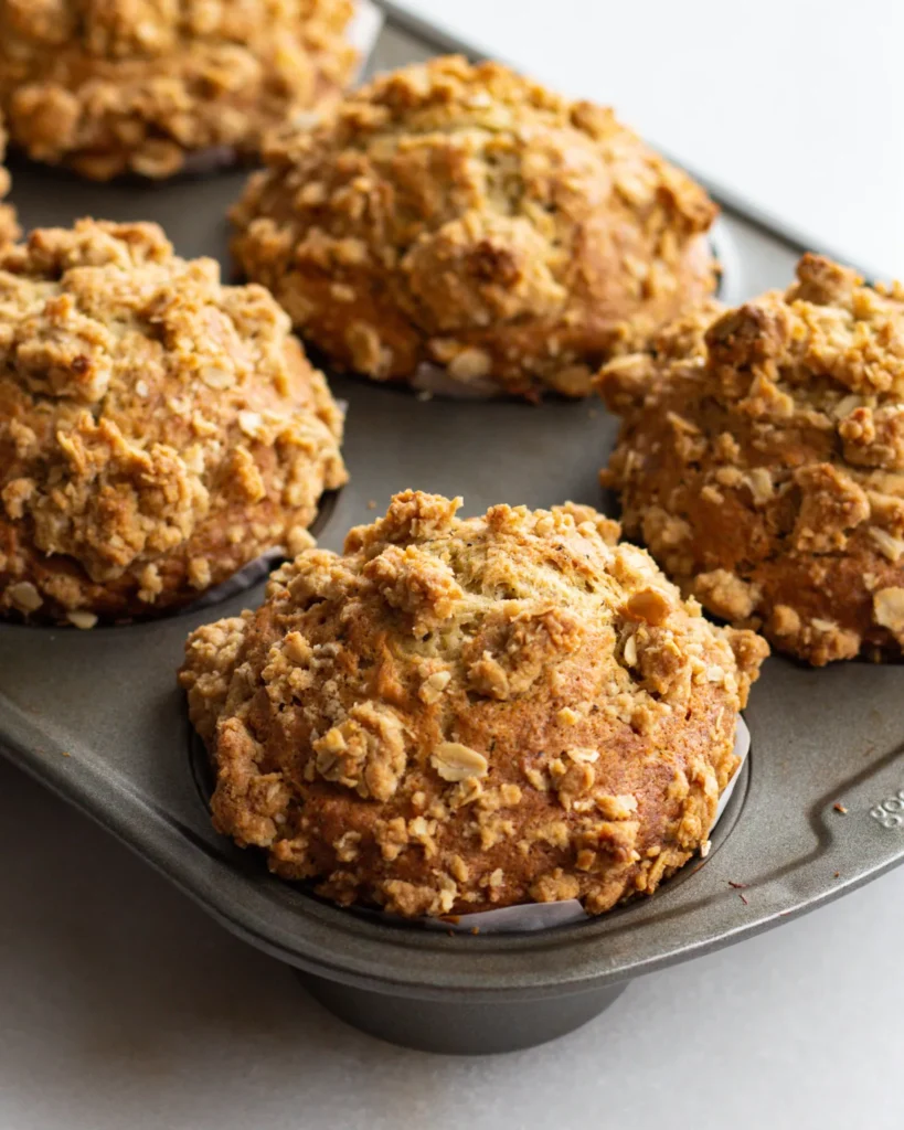 Delicious Banana Coffee Cake Muffins – Ready in 30 Minutes!