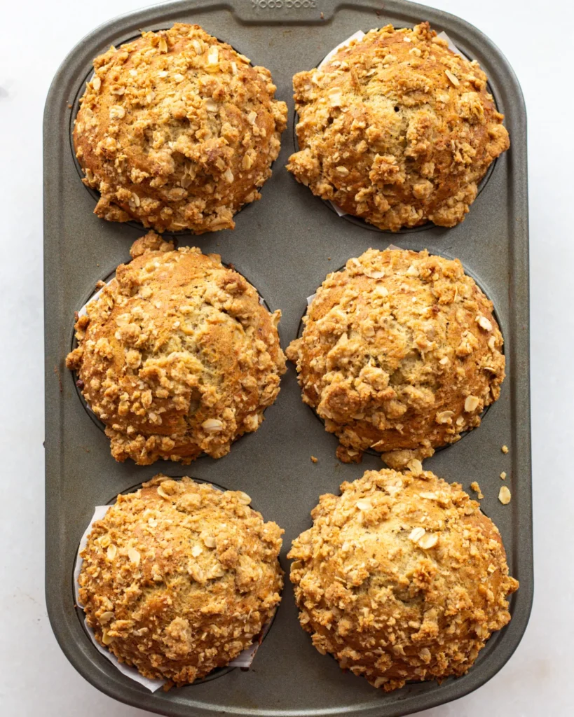 Delicious Banana Coffee Cake Muffins – Ready in 30 Minutes!