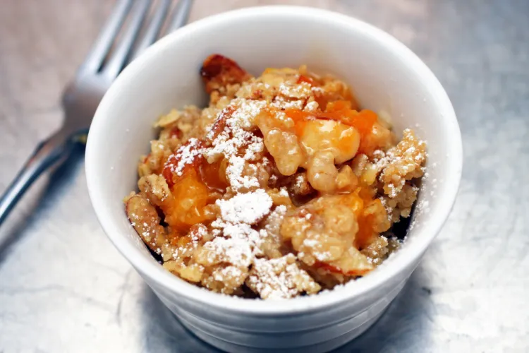 Fresh Apricot Crisp